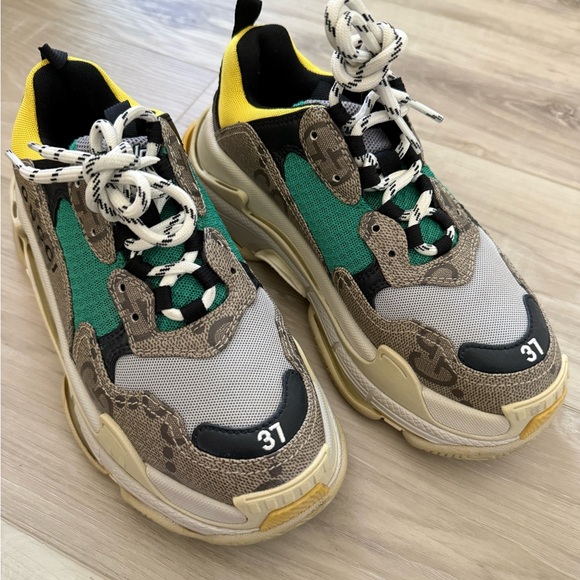 Chunky Multi-Color Sneakers with Green Panels - Picture 3 of 8